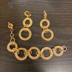 Swarovski bracelet and earring set